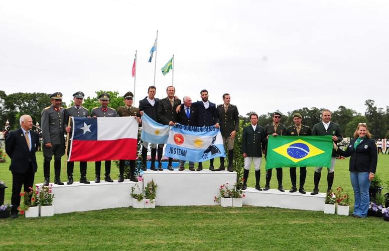 Time Brasil de Concurso Completo é bronze no Sul-Americano e garante vaga no Pan 2019